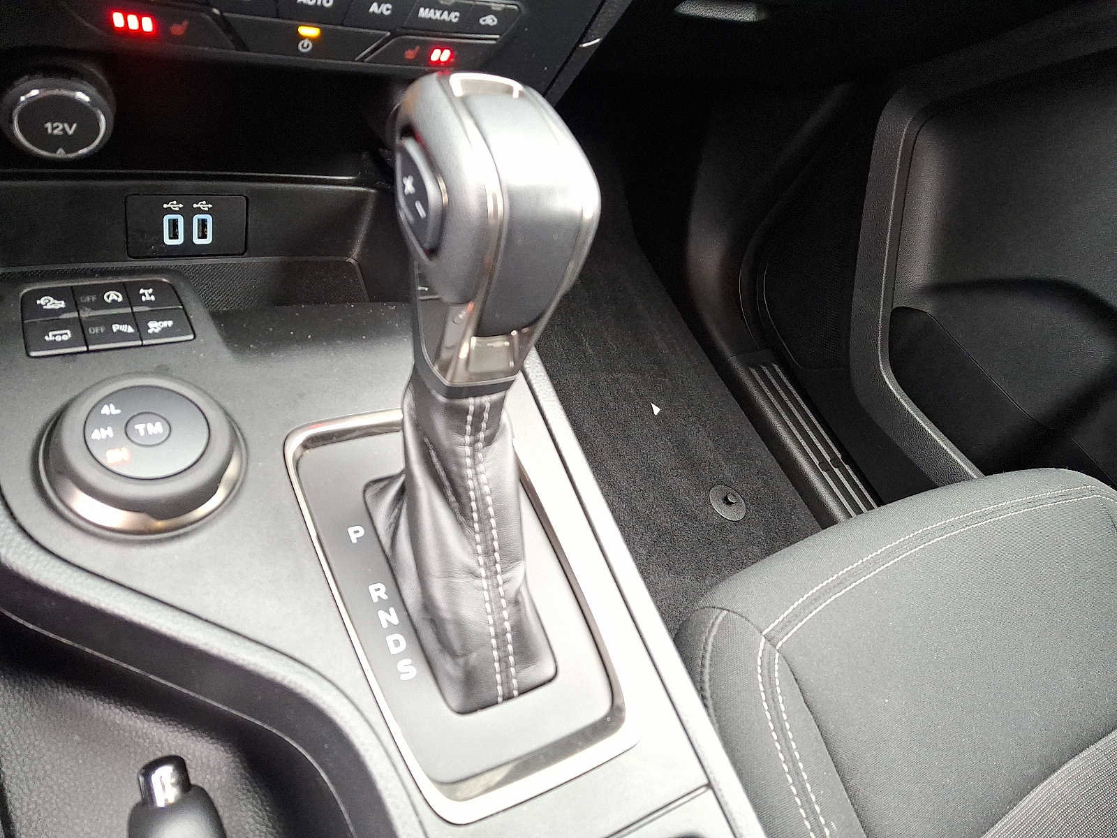 Certified 2019 Ford Ranger XLT w/ Equipment Group 302A Luxury image 15