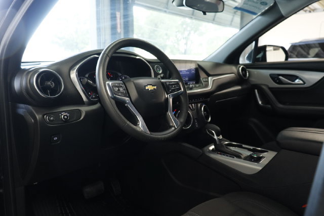 Used 2022 Chevrolet Blazer LT AWD/4WD image 10
