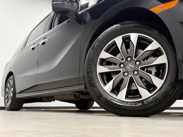 Used 2024 Honda Odyssey EX-L image 3