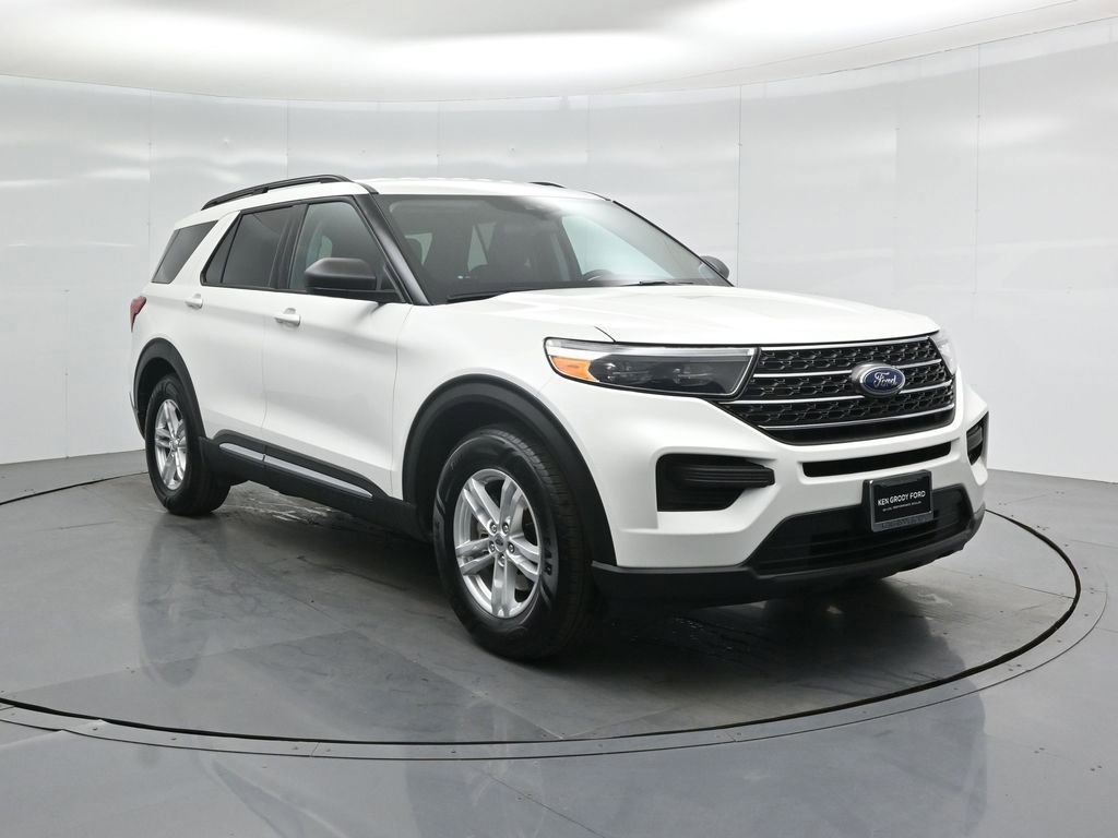 Certified 2022 Ford Explorer XLT image 6