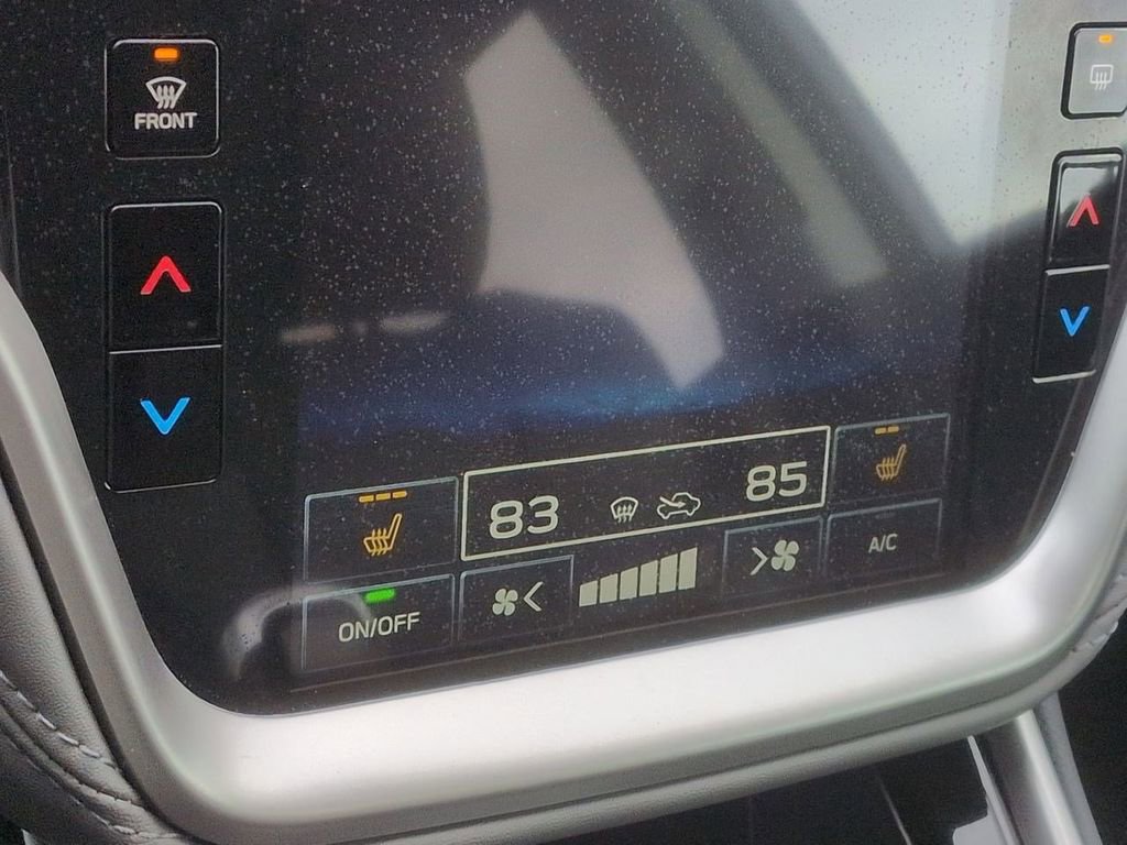 Used 2025 Subaru Outback Onyx Edition AWD/4WD image 20