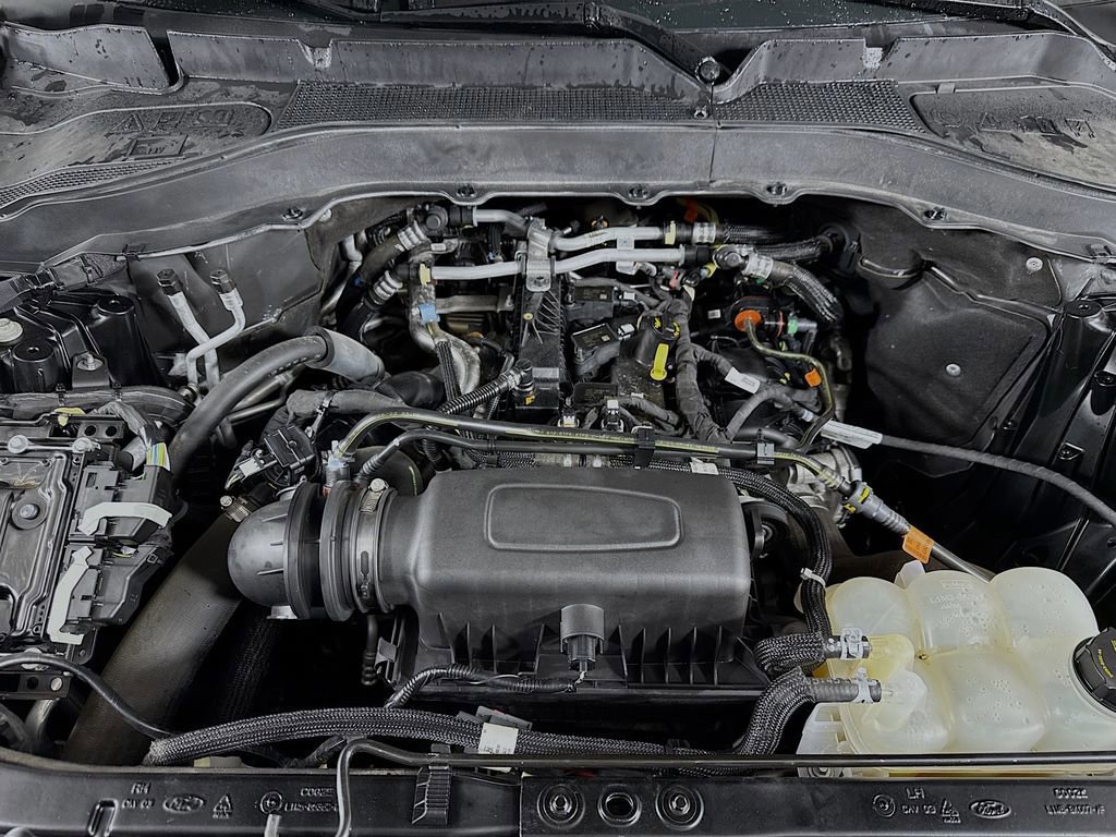 Certified 2022 Ford Explorer XLT w/ Equipment Group 202A image 32