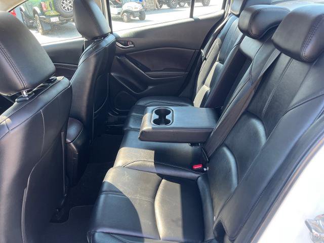 Used 2018 MAZDA MAZDA3 Touring image 19