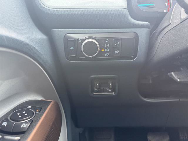 Certified 2023 Ford Maverick Lariat w/ Lariat Luxury Package AWD/4WD image 12