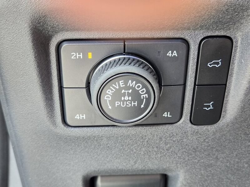 Certified 2025 Ford Expedition Tremor AWD/4WD image 31