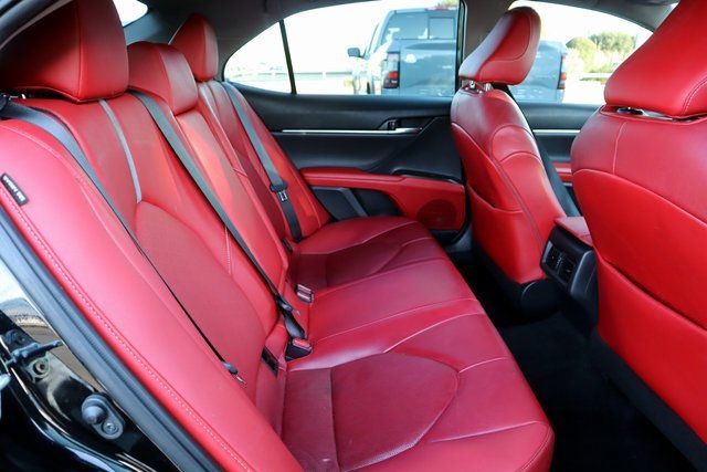 Used 2021 Toyota Camry XSE image 21