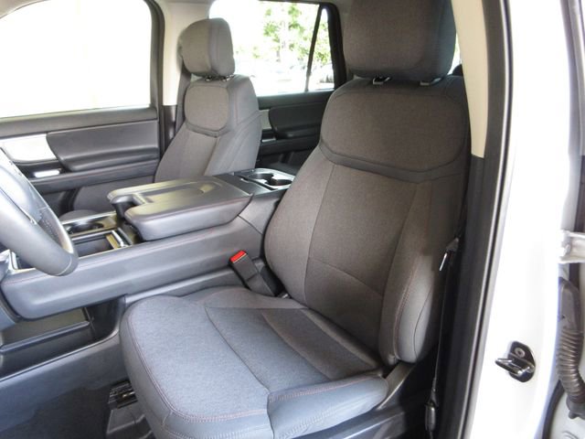 Certified 2025 Ford Expedition Active RWD image 11