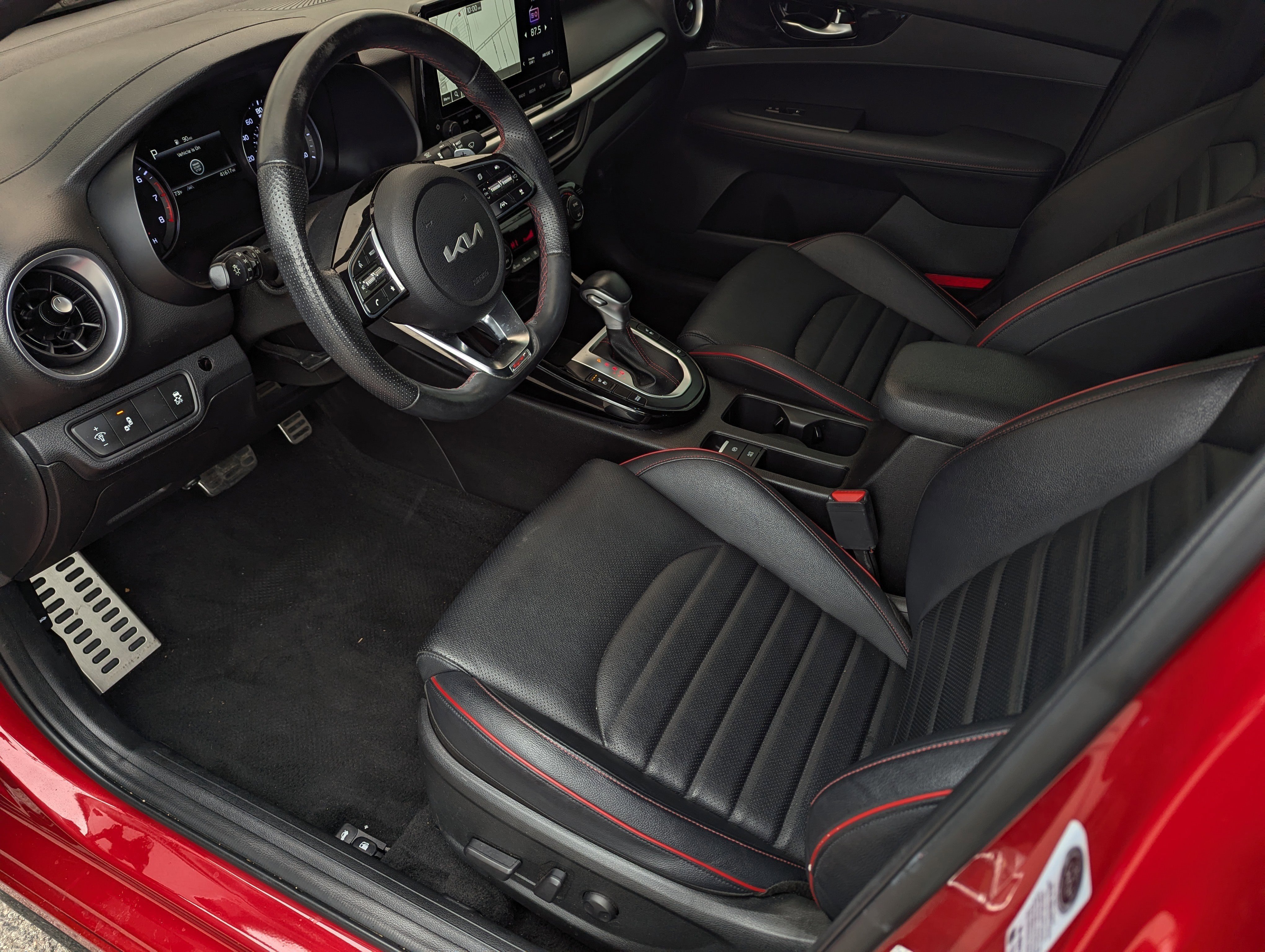 Used 2023 Kia Forte GT w/ GT2 Package image 8