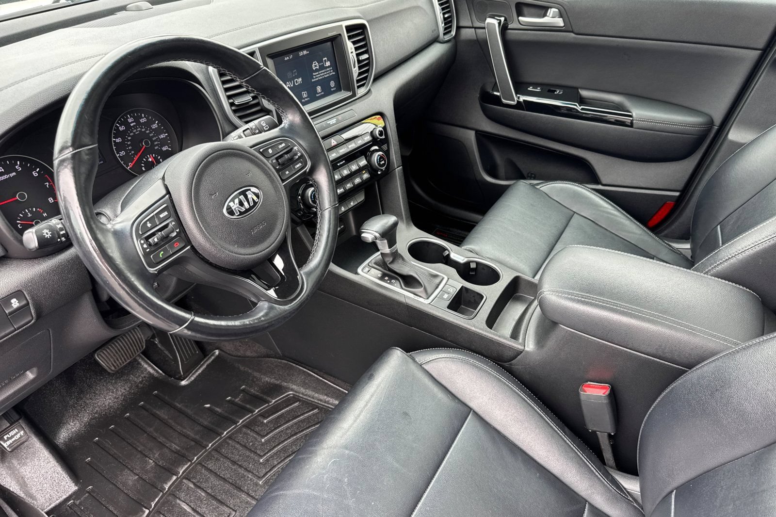Used 2019 Kia Sportage EX w/ EX Premium Package FWD image 3