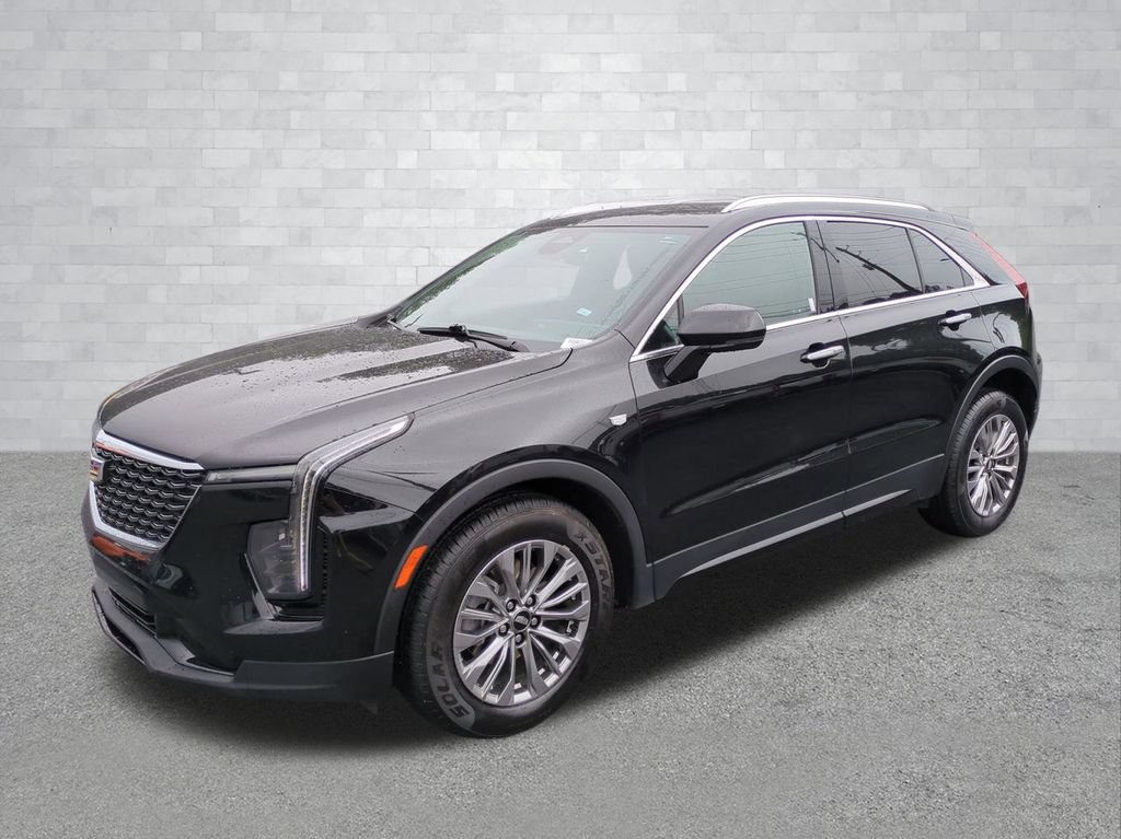 Used 2024 Cadillac XT4 Premium Luxury FWD image 9