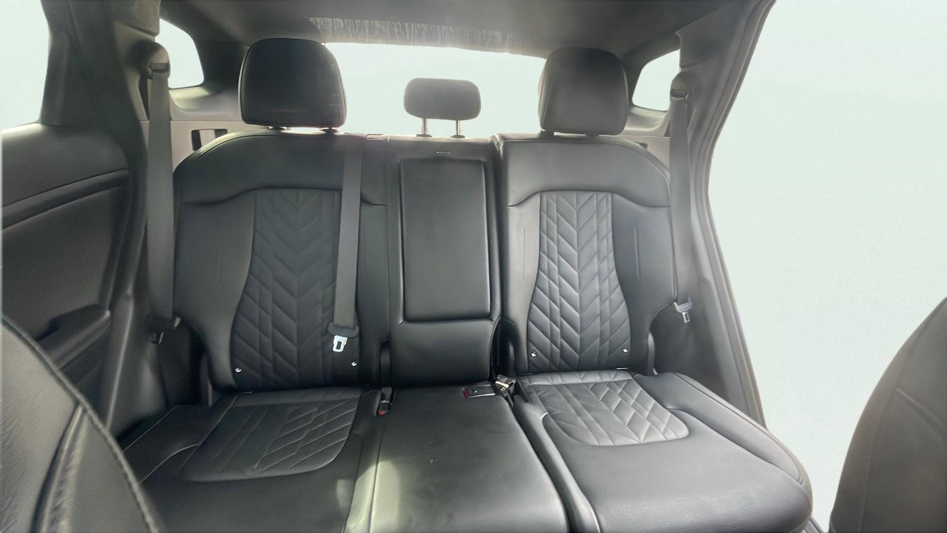 Used 2025 Kia Sportage X-Line w/ Premium Package image 19