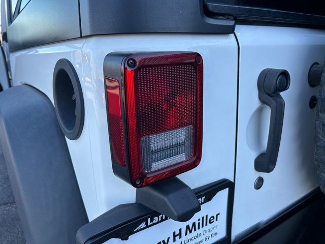 Used 2018 Jeep Wrangler Sport image 26