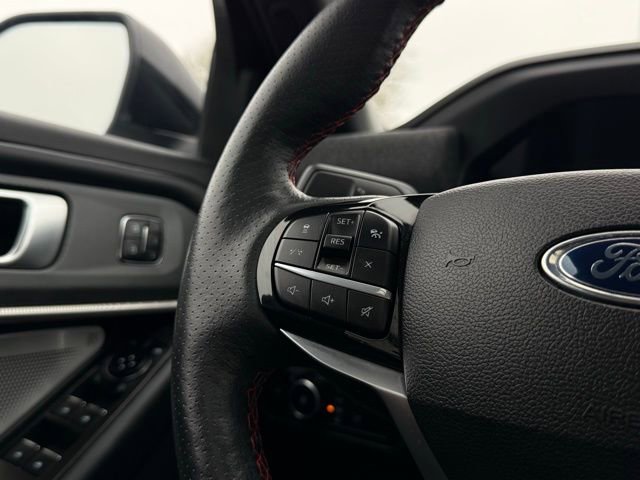 Certified 2025 Ford Explorer ST AWD/4WD image 11