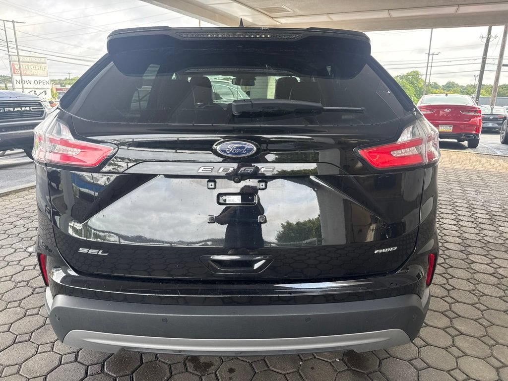 Certified 2024 Ford Edge SEL w/ Convenience Package AWD/4WD image 7