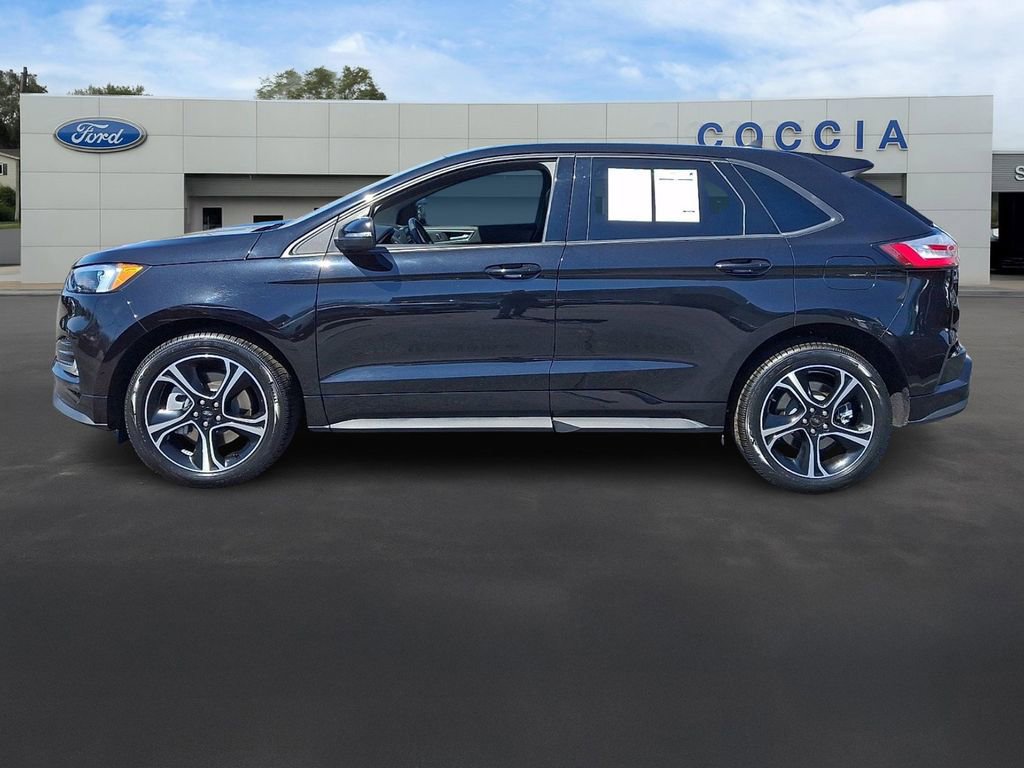 Certified 2023 Ford Edge ST w/ Cargo Accessory Package image 2