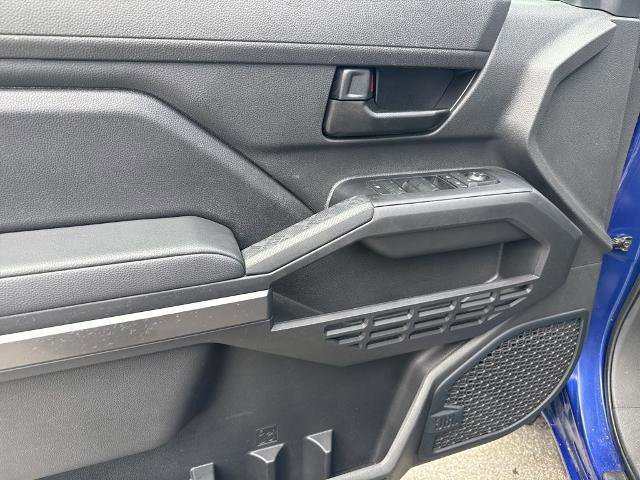 Used 2024 Toyota Tacoma SR5 AWD/4WD image 10