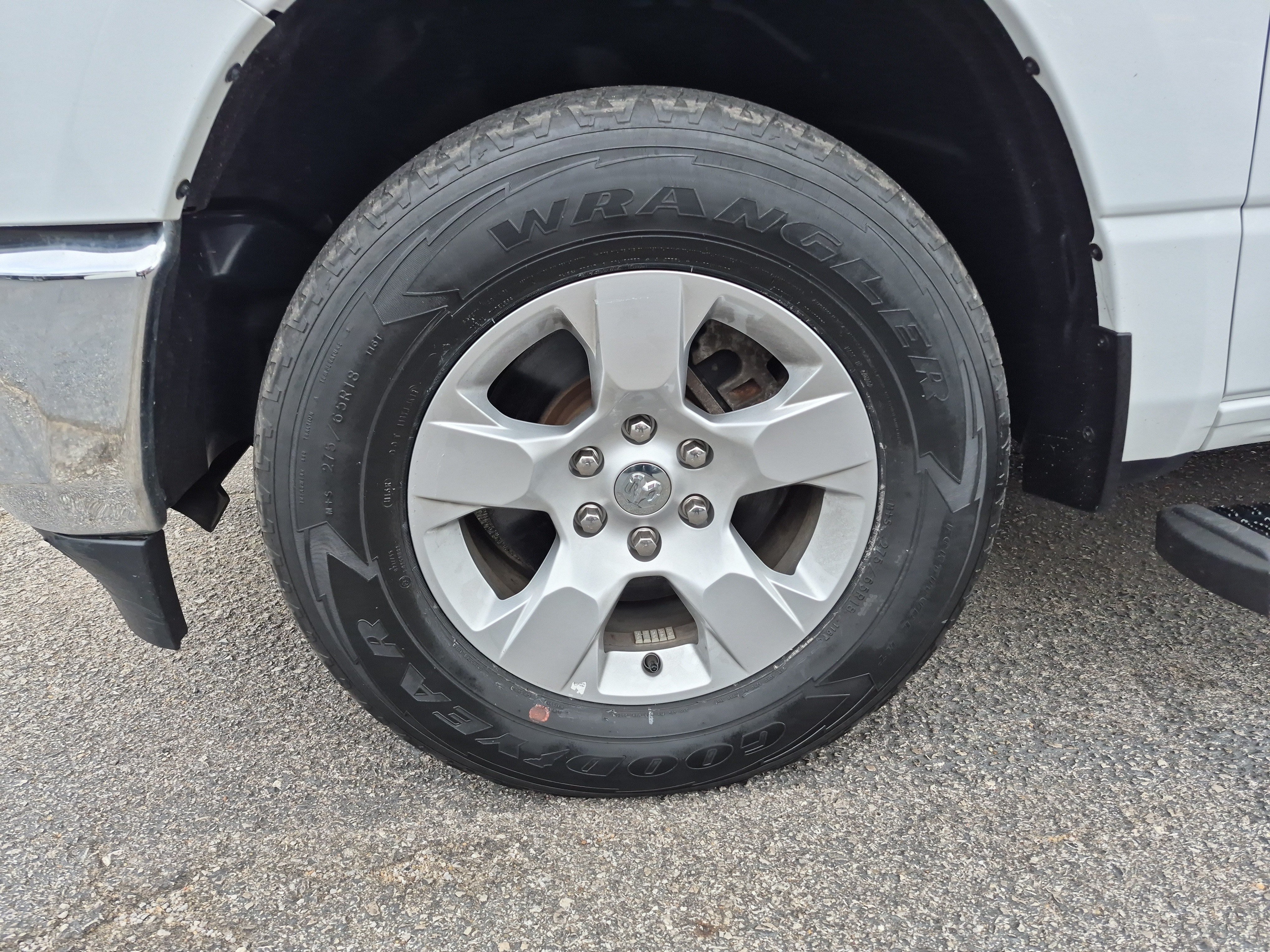 Used 2023 RAM 1500 Big Horn AWD/4WD image 9