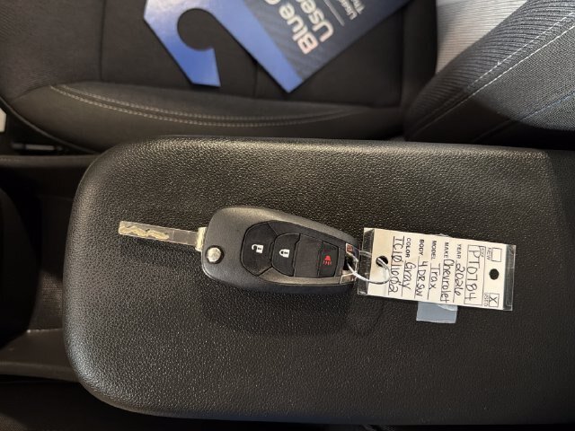 Used 2026 Chevrolet Trax LS FWD image 27
