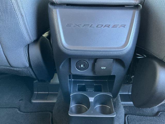 Certified 2025 Ford Explorer Active RWD image 31