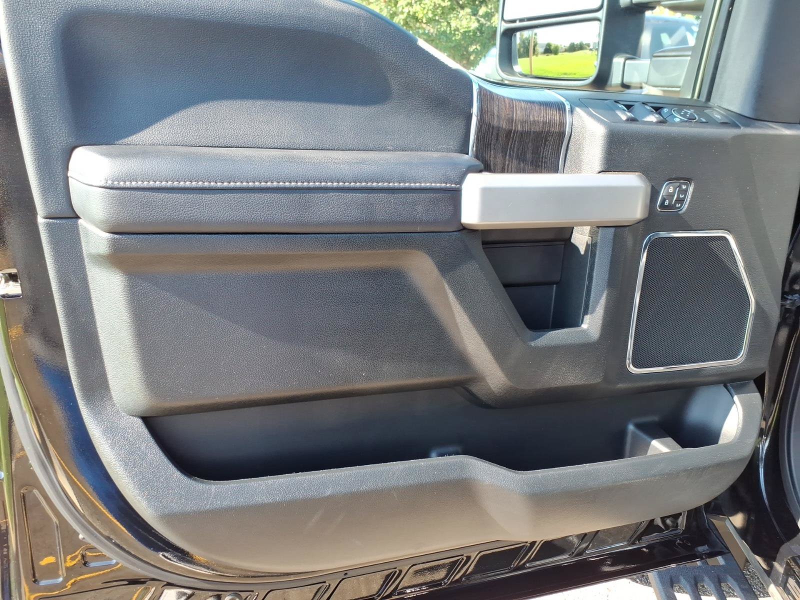 Certified 2021 Ford F350 4x4 Crew Cab Super Duty image 16
