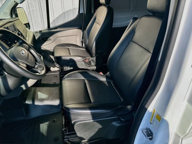 Certified 2023 Ford Transit 250 Medium Roof RWD image 17