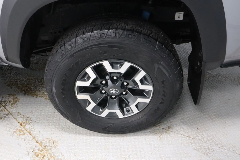 Used 2021 Toyota Tacoma TRD Off-Road image 16