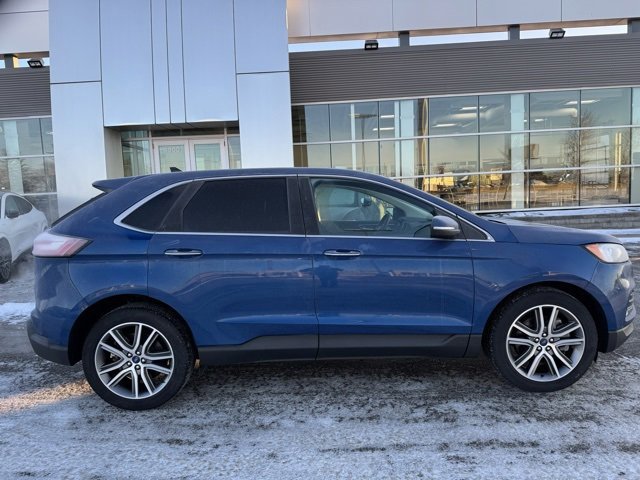 Certified 2022 Ford Edge Titanium w/ Class II Trailer Tow Package image 4