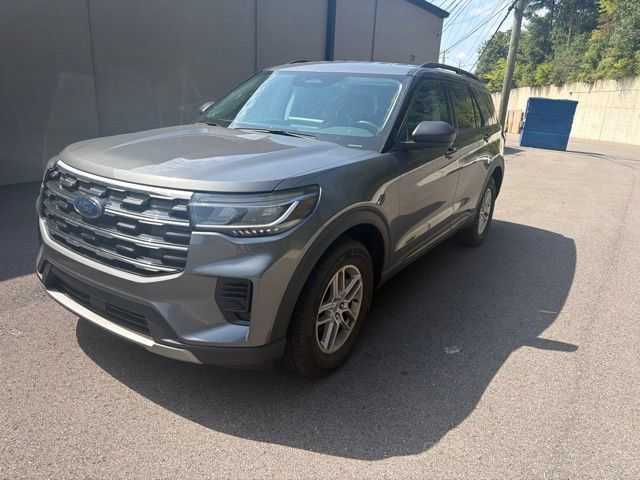 Certified 2026 Ford Explorer Active AWD/4WD image 3