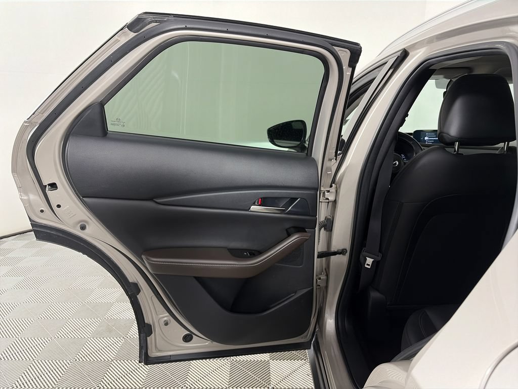 Used 2024 MAZDA CX-30 AWD 2.5 S w/ Premium Package image 12
