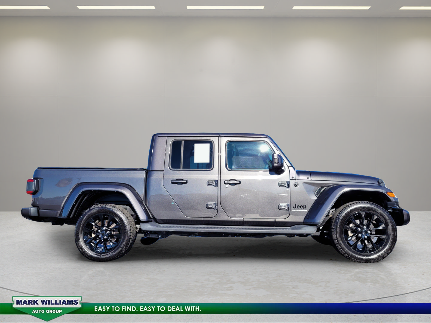 Used 2021 Jeep Gladiator Overland AWD/4WD image 2