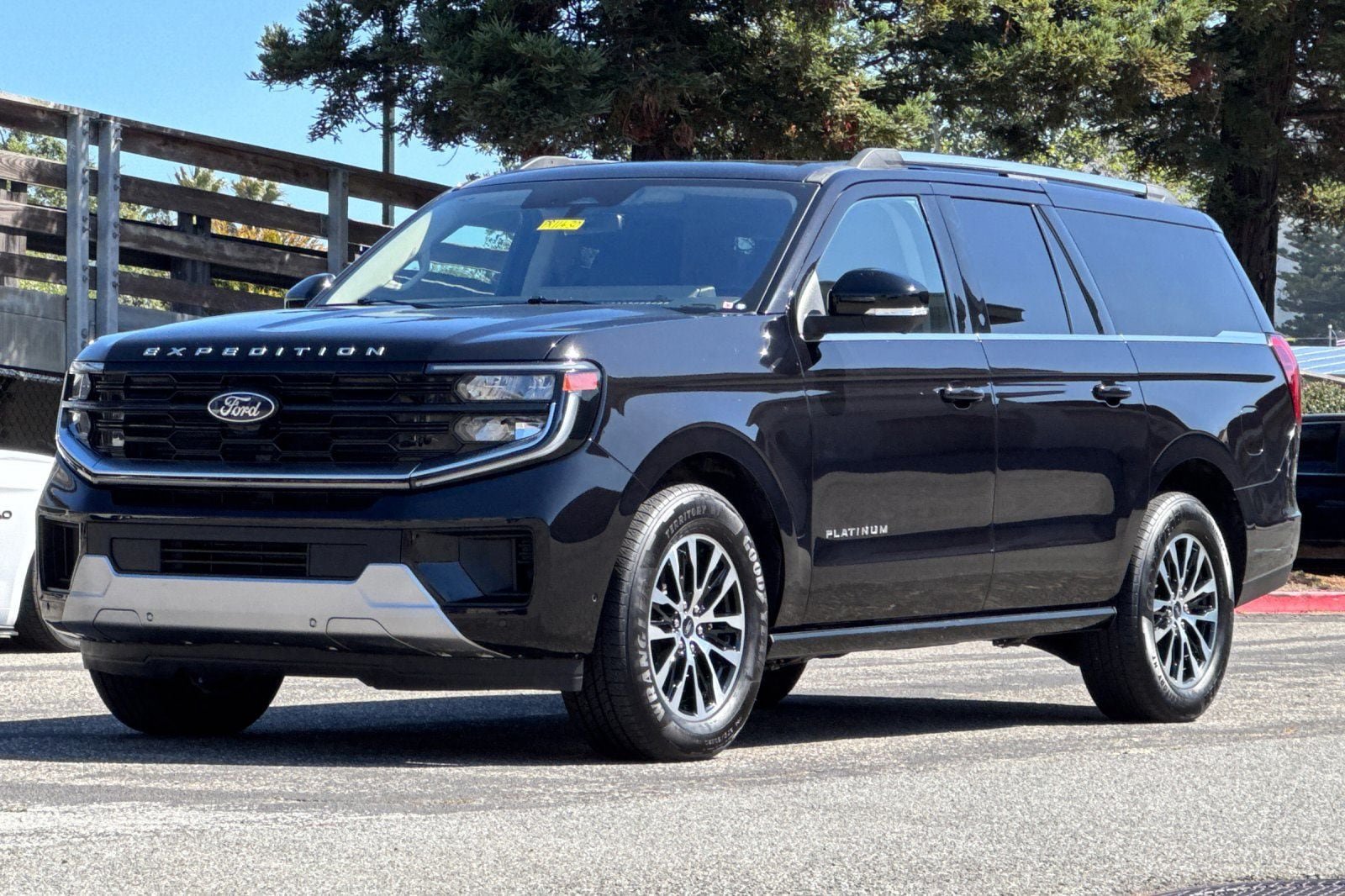 Certified 2025 Ford Expedition Max Platinum AWD/4WD image 11