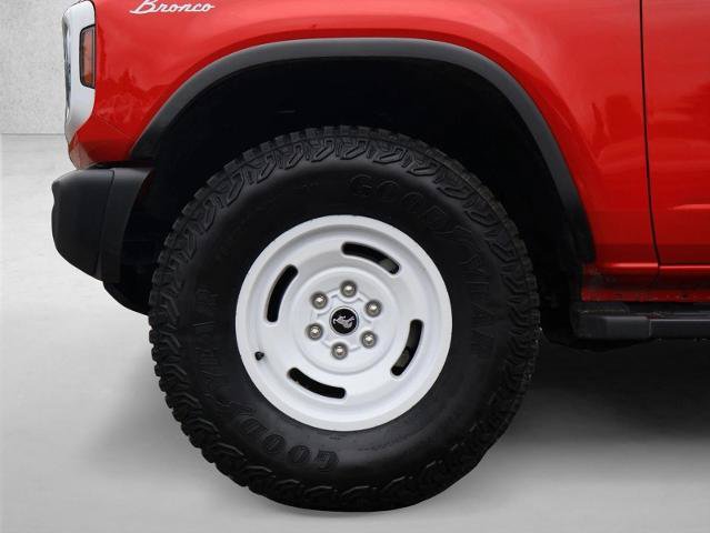 Certified 2023 Ford Bronco Heritage Edition AWD/4WD image 29