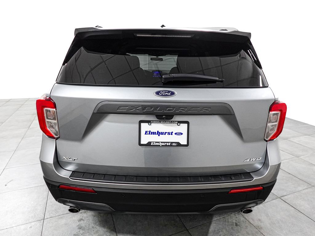 Certified 2024 Ford Explorer XLT w/ Equipment Group 202A AWD/4WD image 5