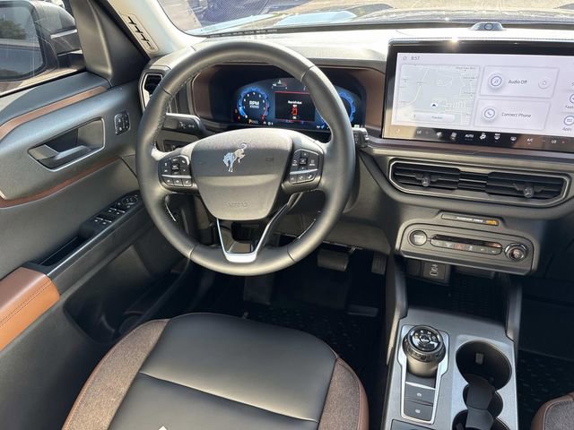 Certified 2025 Ford Bronco Sport Outer Banks w/ Outer Banks Tech Package+ AWD/4WD image 13
