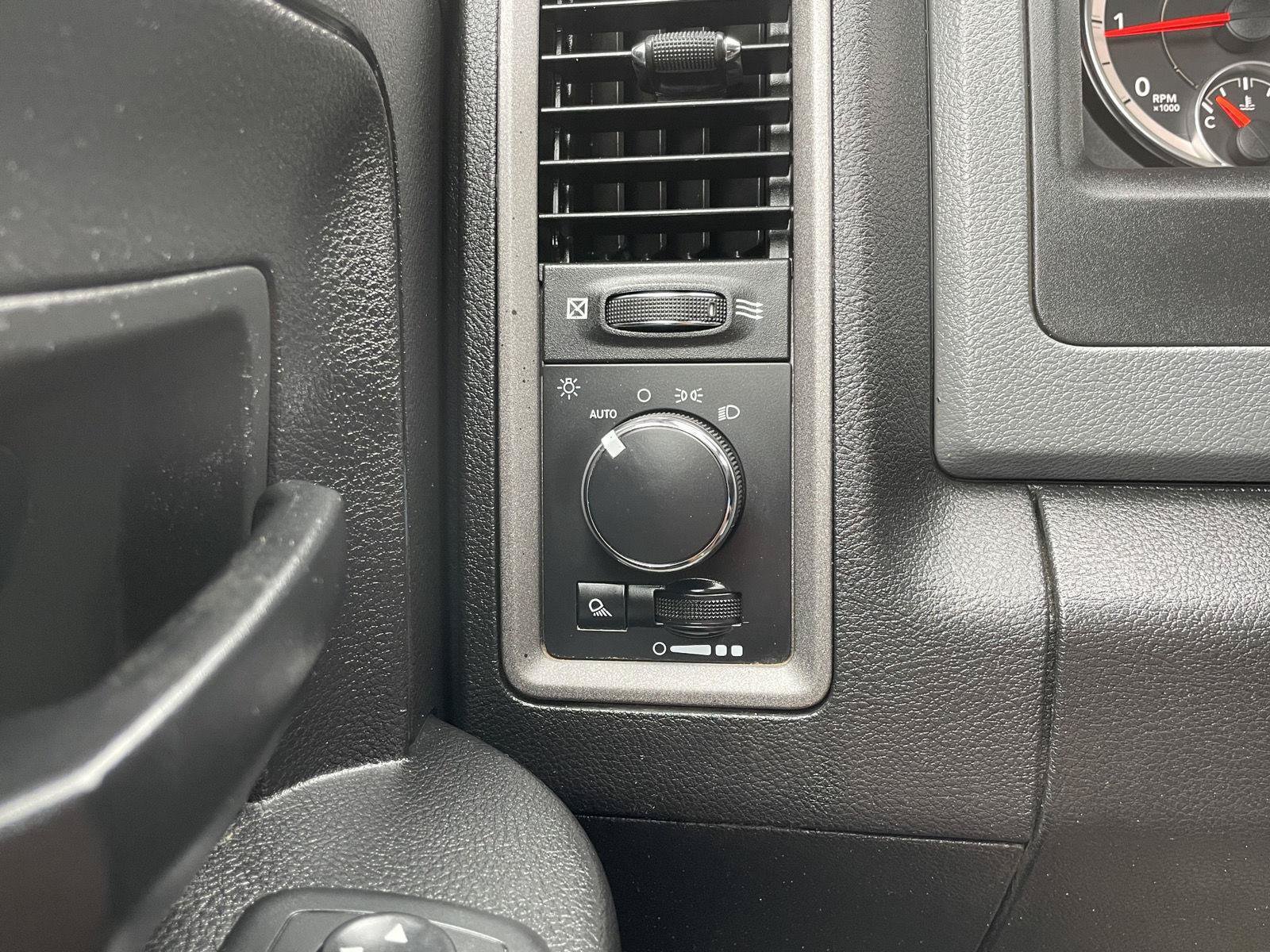 Used 2019 RAM 1500 Tradesman RWD image 15