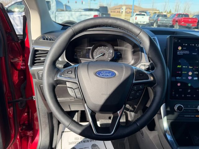 Certified 2022 Ford Edge Titanium image 23