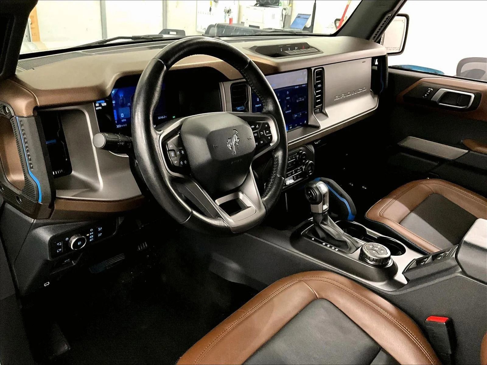 Certified 2021 Ford Bronco Outer Banks AWD/4WD image 12