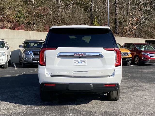 Used 2024 GMC Yukon XL SLT w/ SLT Luxury Package image 4
