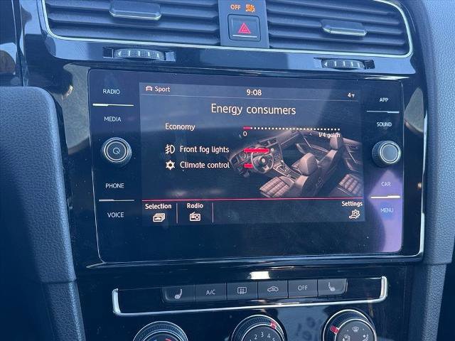 Used 2018 Volkswagen GTI SE image 22