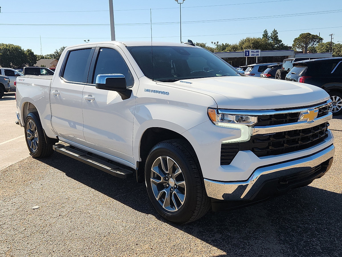 Used 2026 Chevrolet Silverado 1500 LT w/ Leather Package AWD/4WD image 6
