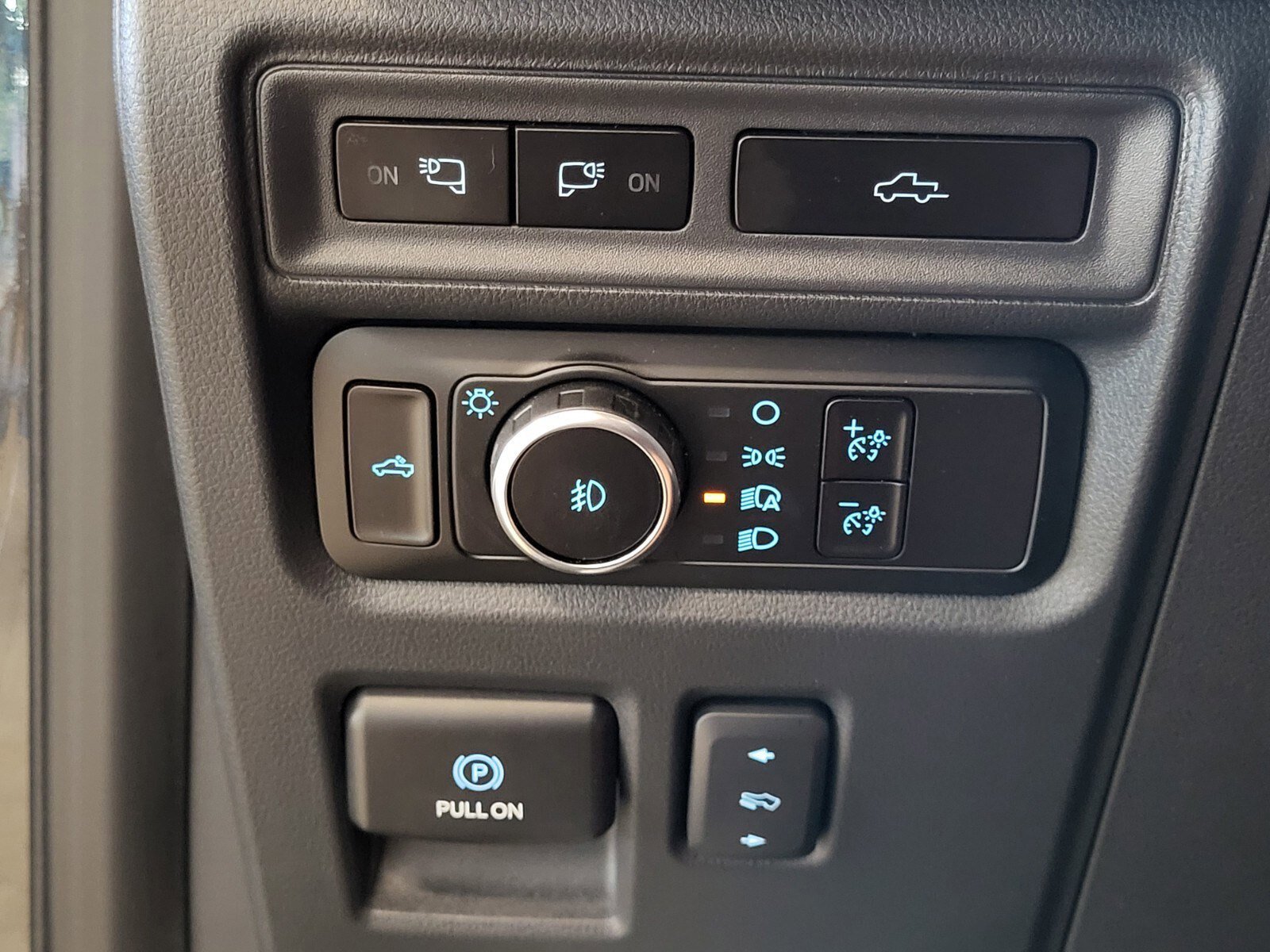 Certified 2023 Ford F150 Raptor w/ Equipment Group 802A Raptor R image 23