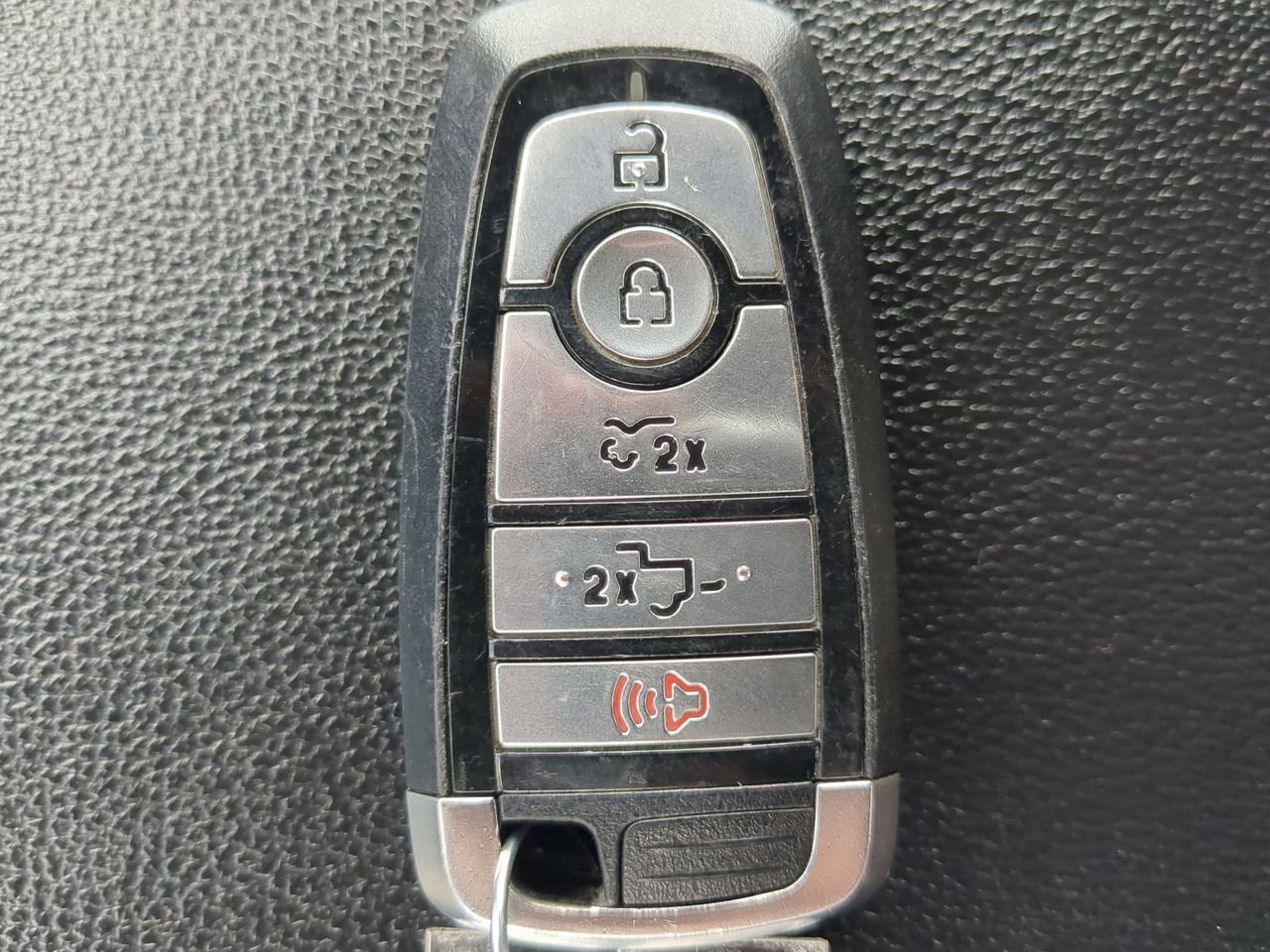 Certified 2023 Ford F150 Lightning Lariat w/ Max Trailer Tow Package image 29