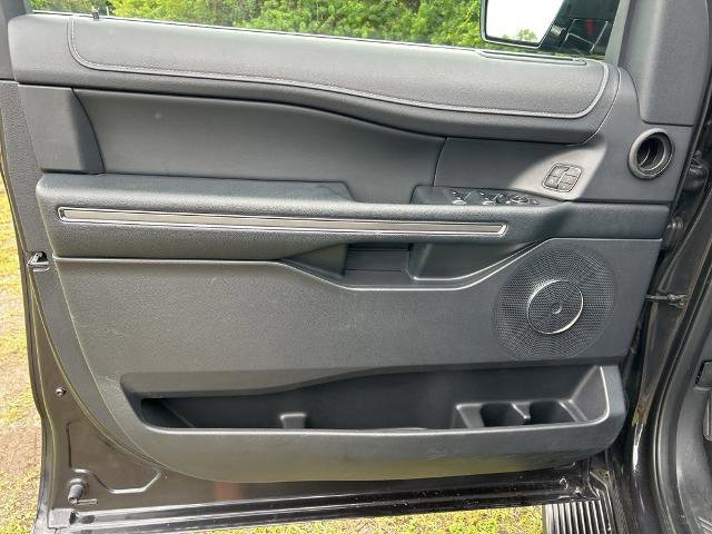 Certified 2024 Ford Expedition Max XLT image 11