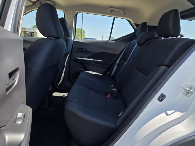 Used 2024 Nissan Kicks S FWD image 18