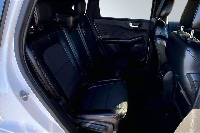 Certified 2023 Ford Escape ST-Line Select image 32