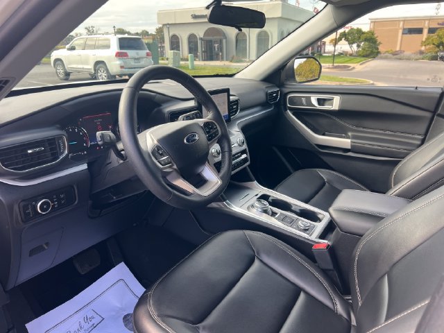 Certified 2024 Ford Explorer XLT w/ Equipment Group 202A AWD/4WD image 20