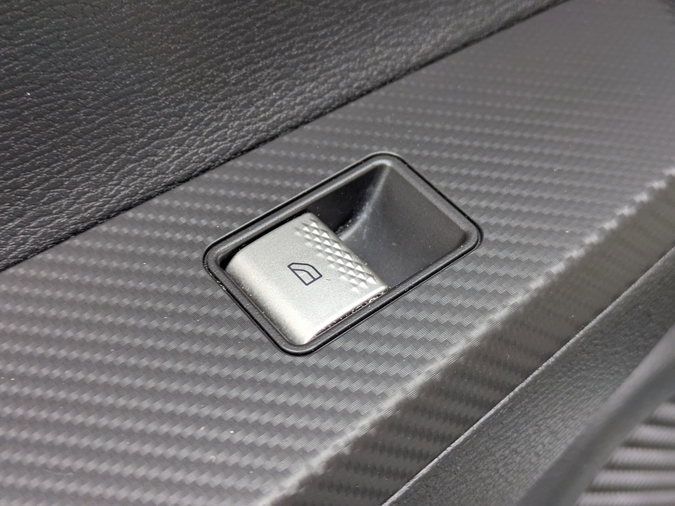 Used 2022 Mitsubishi Outlander ES image 24