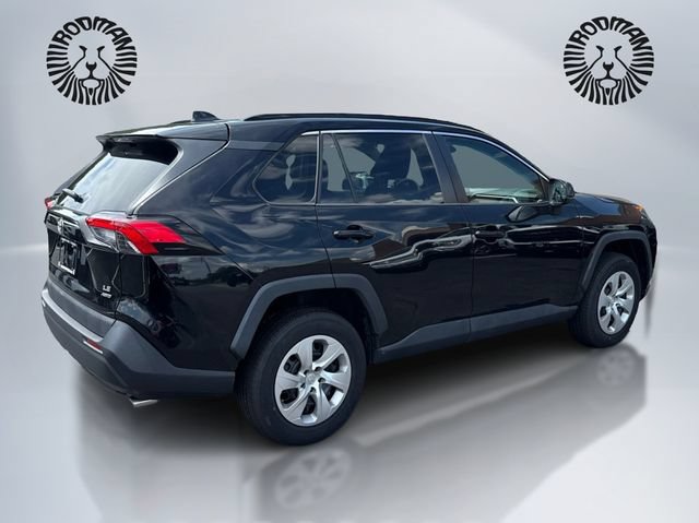 Used 2019 Toyota RAV4 LE AWD/4WD image 6