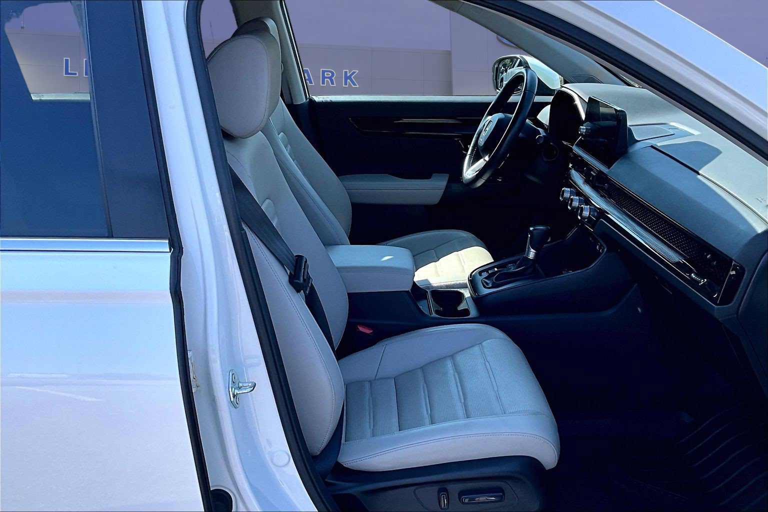 Used 2024 Honda CR-V EX-L image 29