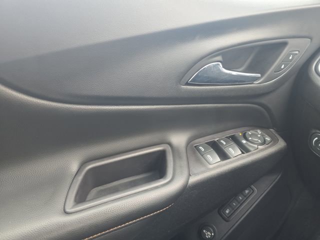 Used 2020 Chevrolet Equinox Premier w/ Premier Redline Edition image 12